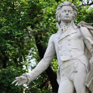 Mozart statue