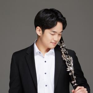 Hyunwoo Chun, clarinet