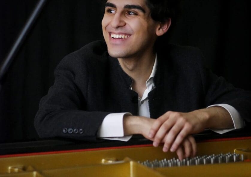 Pianist Evren Ozel ’21, ’23 MM wins prestigious Avery Fisher Award