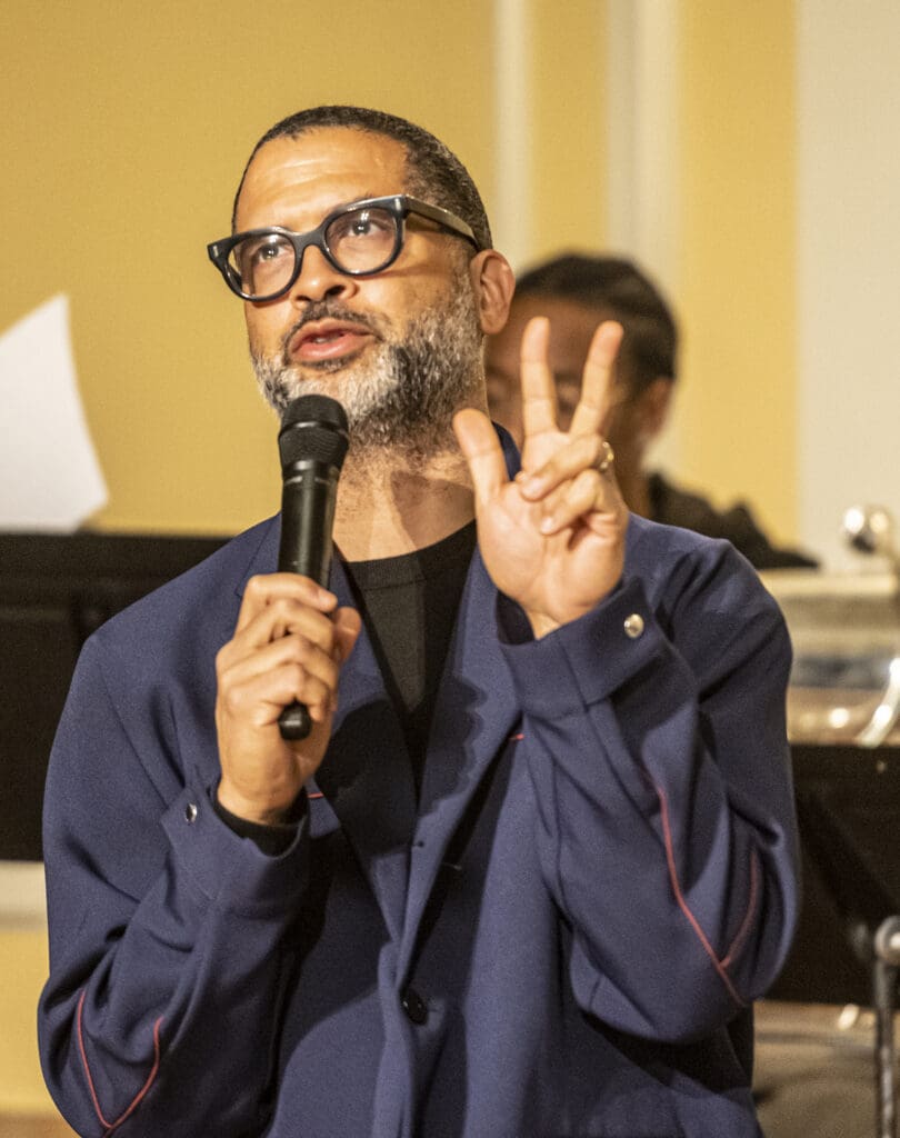 Jason-Moran-faculty-810x1024.jpg