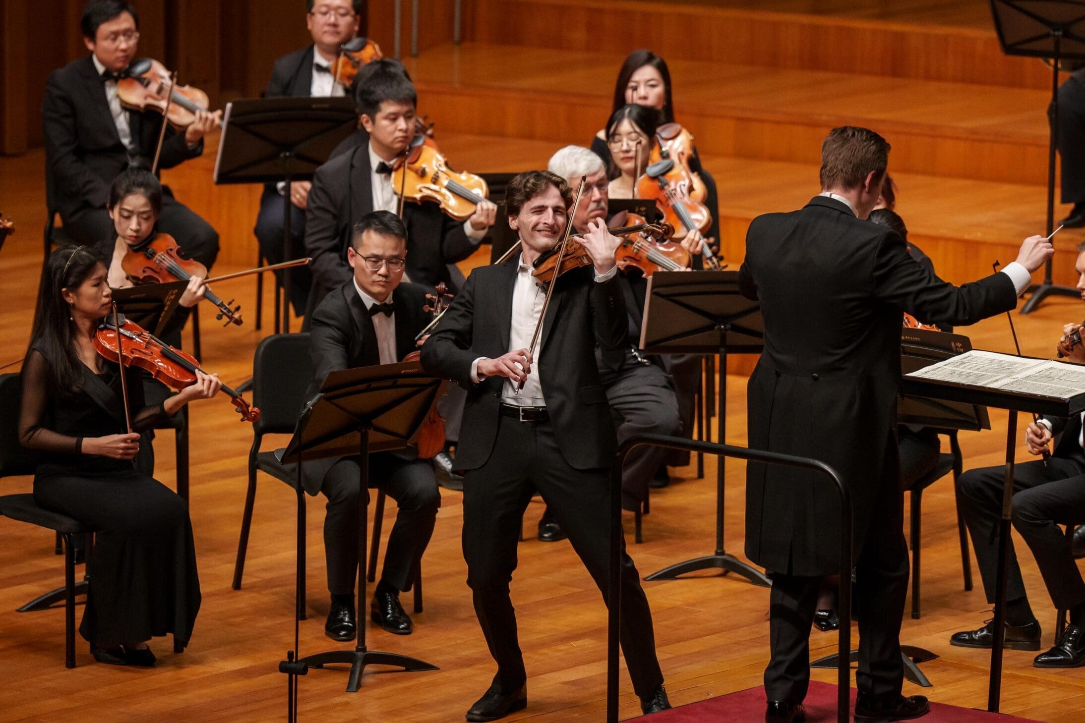 Violinist Joshua Brown ’22, ’24 MM Wins First Prize at China International Music Competition