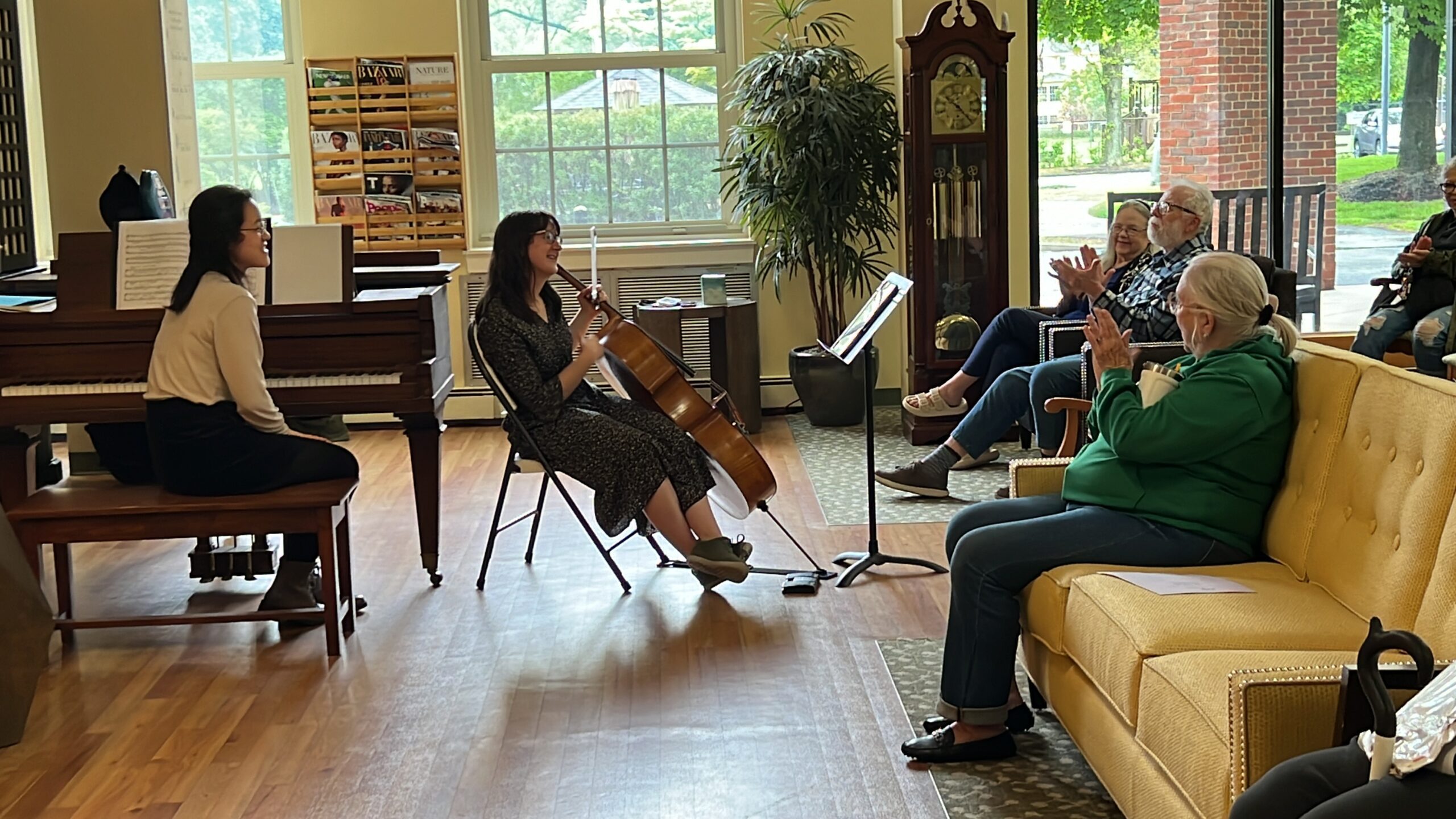 Sarah Tindall ’24 and Kexin Tian ’24 at Weeks House in Newton, Massachusetts.