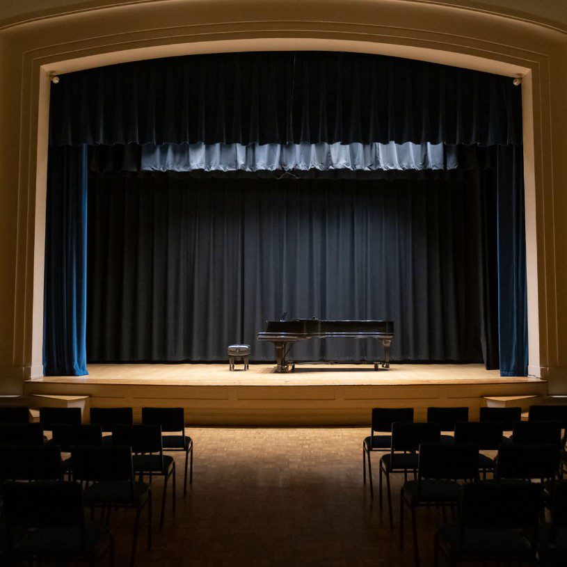 Recital: Felicia He '25 MM, Piano