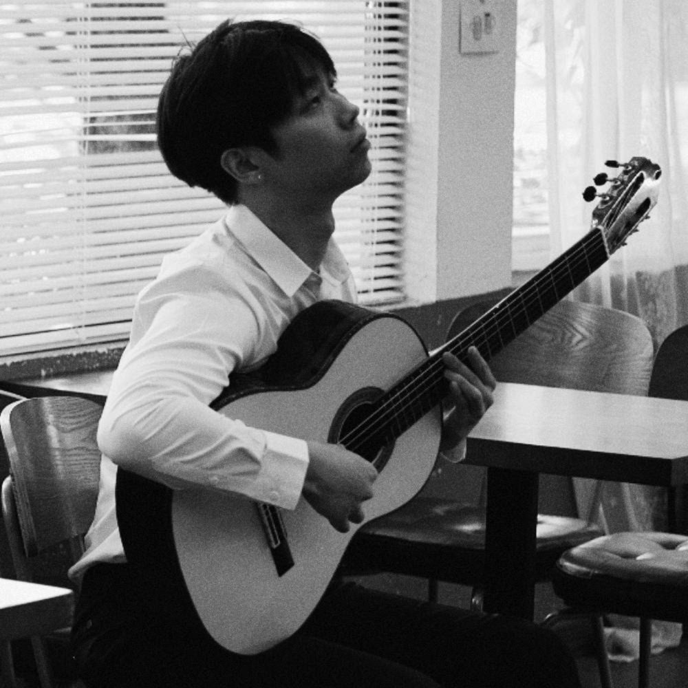 Recital: Jiujiu Wu '25, Guitar