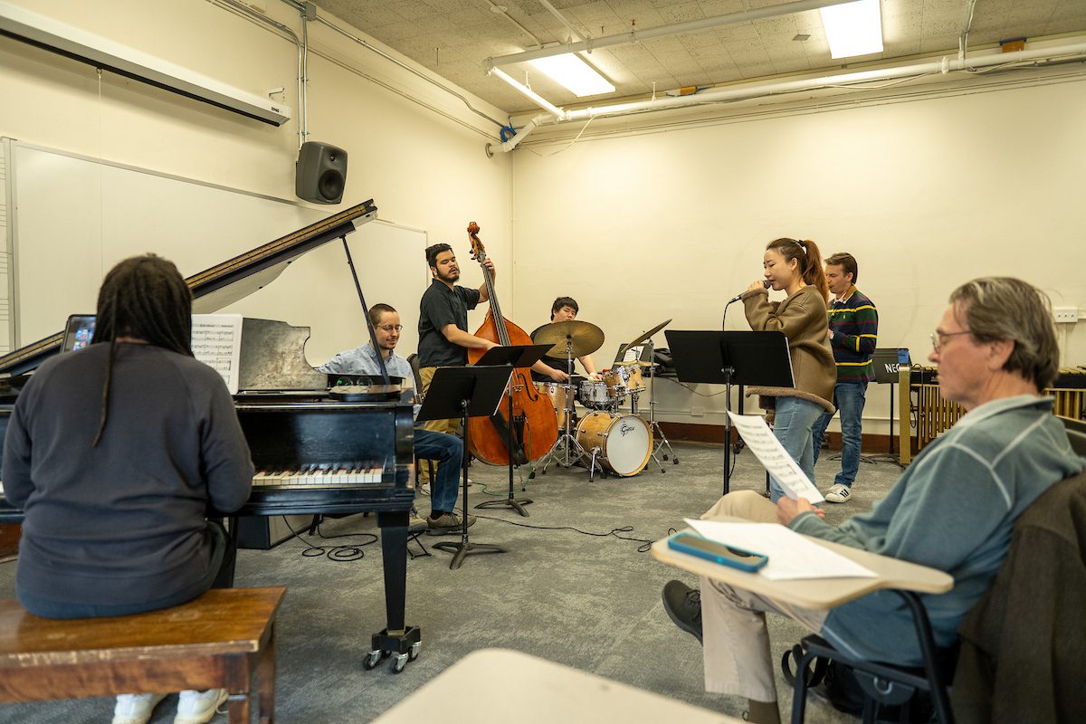 Visitors observed Improvisation for Non-Majors II