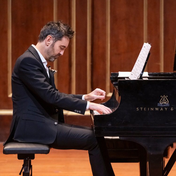 Faculty Recital: Cameron Stowe, Piano