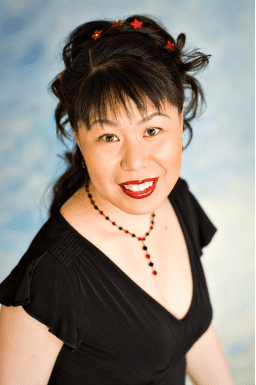 Eiko Ishizuka Headshot