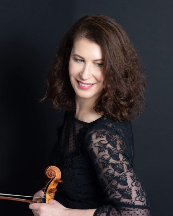 Liana Zaretsky.