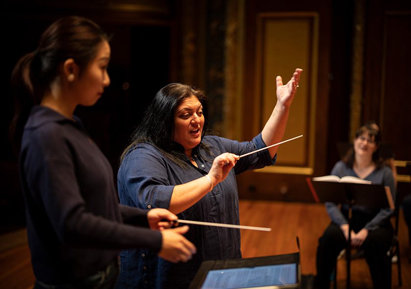 Erica Washburn conducting.