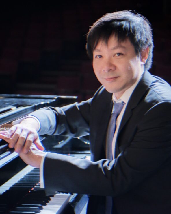 Yinfei Wang