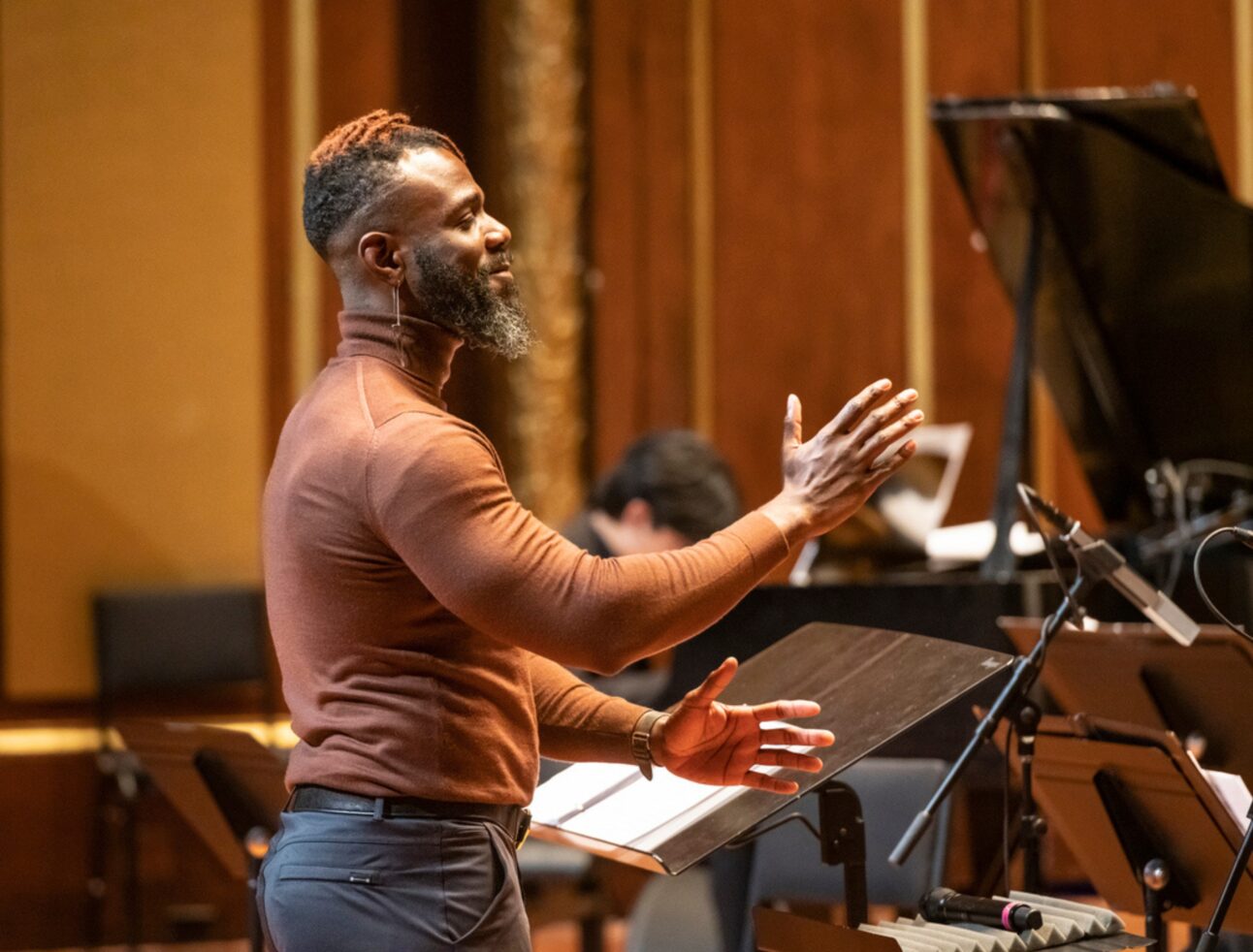 NEC Alumnus Omar Thomas’s Music Brings a Community Together