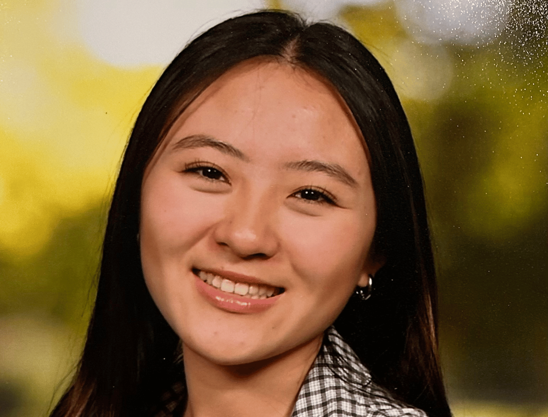 Hanna Suzuki Headshot