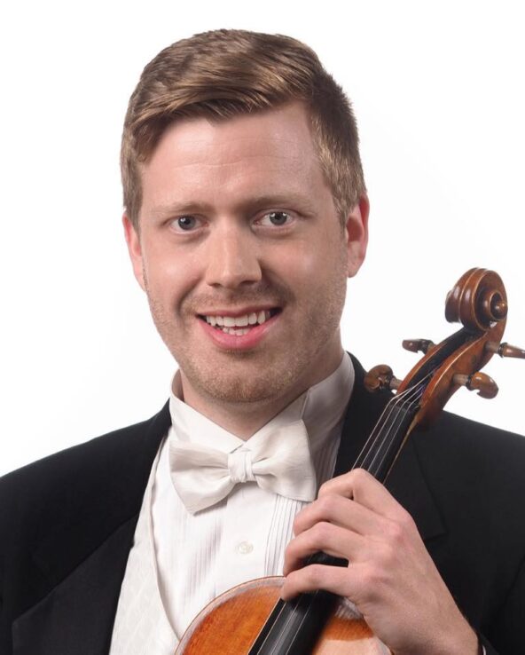 Daniel Urbanowicz Headshot