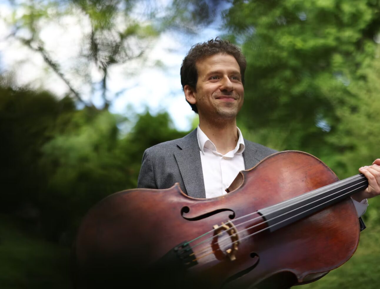 New England Conservatory Appoints Cellist Nicholas Canellakis to Faculty